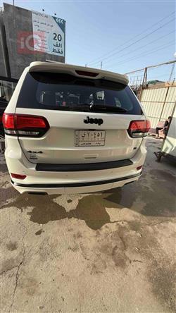 جیپ گراند شیرۆکی